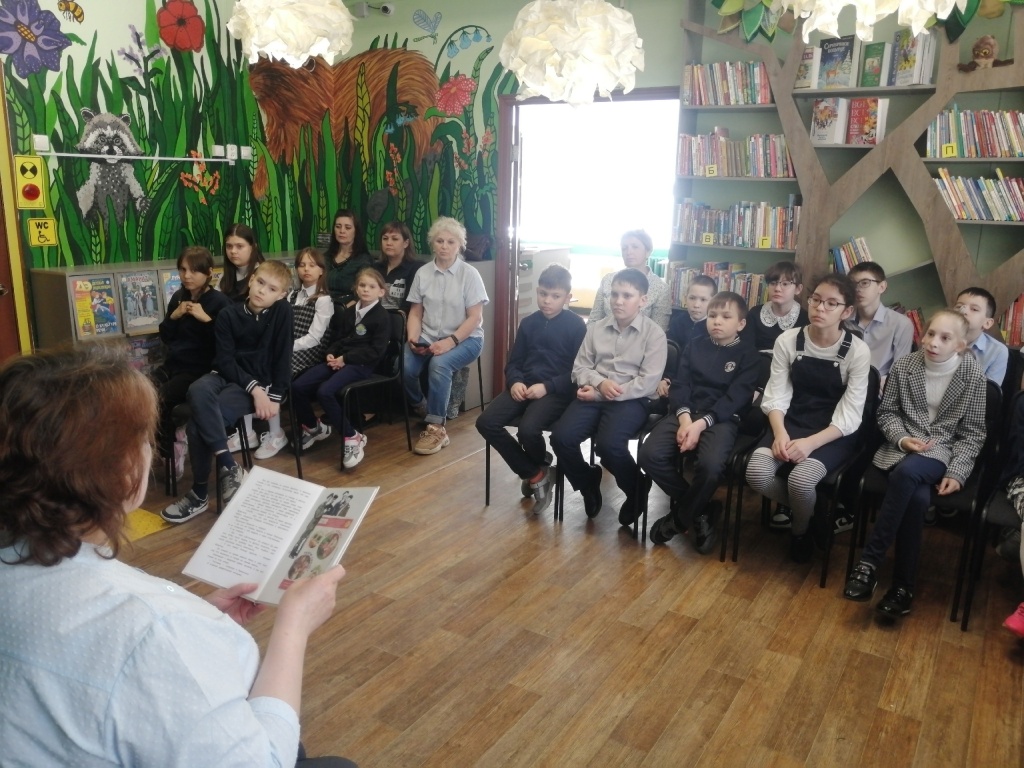  Центральная детская библиотека участвует в Межрегиональной акции «Читаем детям о войне»