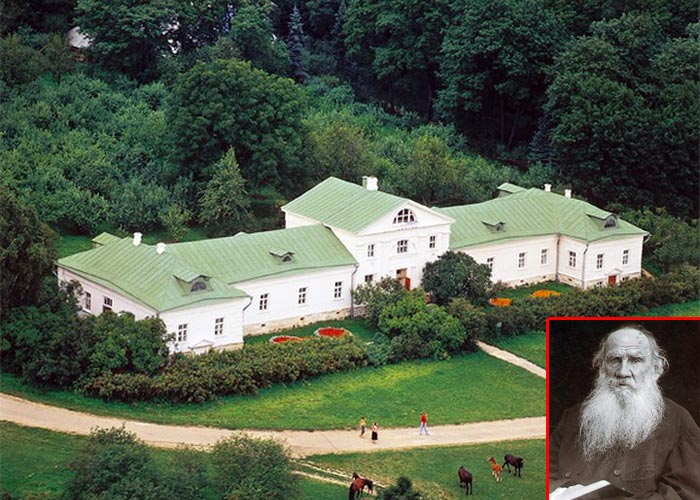 10 июня был основан Государственный музей-усадьба Льва Толстого «Ясная Поляна»